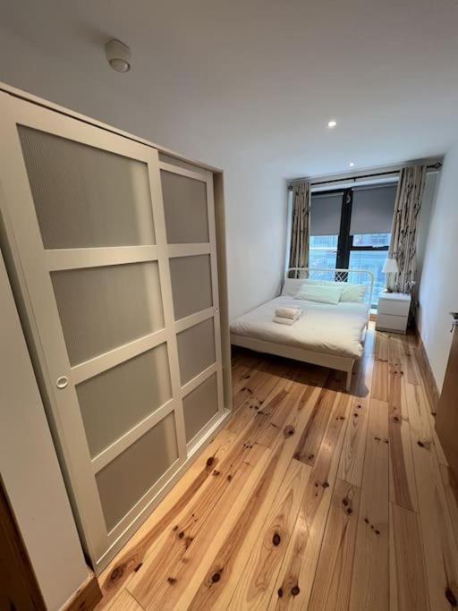 دبلن Sir John Rodgerson Apartment المظهر الخارجي الصورة