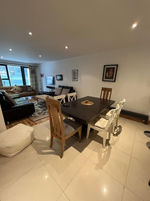 دبلن Sir John Rodgerson Apartment المظهر الخارجي الصورة